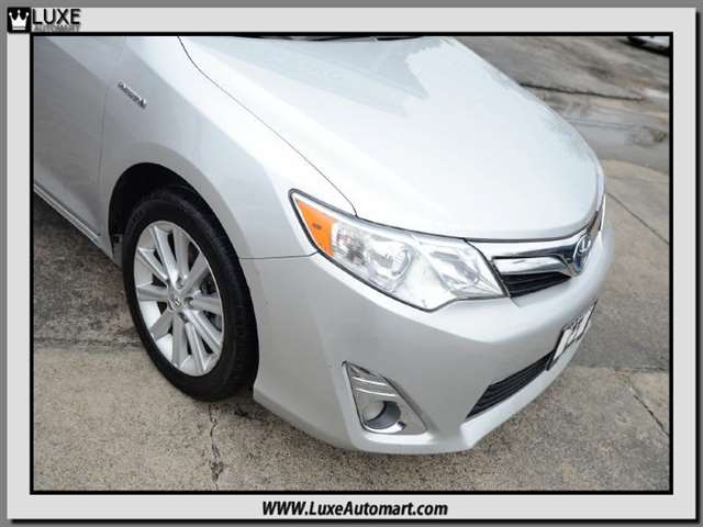 2014 Toyota Camry XLE 4dr Sedan